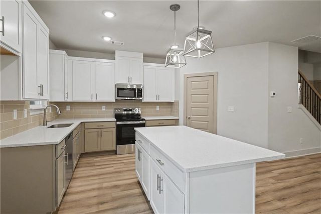 4306 Fern River Bend 72, Norcross, GA 30093