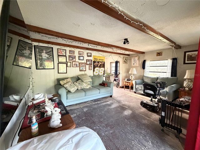 2612 NE 15TH AVENUE, Ocala, FL 34470