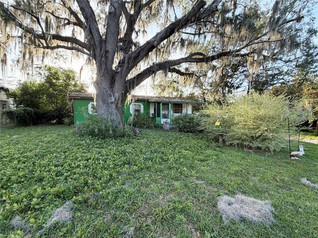 2612 NE 15TH AVENUE, Ocala, FL 34470