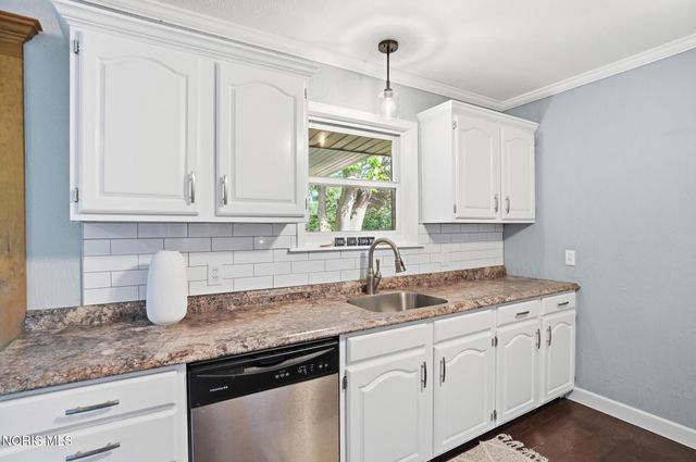 1678 N Smith Drive, Genoa, OH 43430