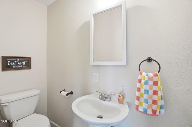 1678 N Smith Drive, Genoa, OH 43430
