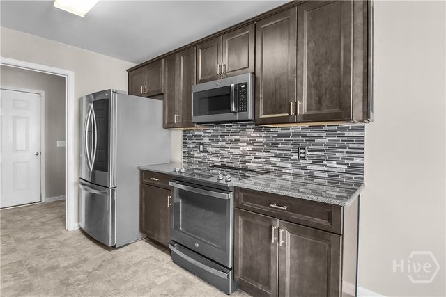 427 Seabreeze Drive, Rincon, GA 31326