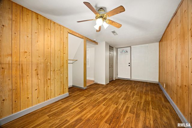 1223 S 8TH Street, Pekin, IL 61554