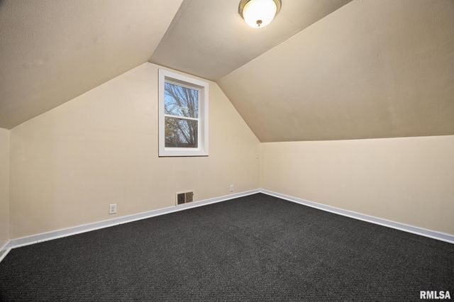 1223 S 8TH Street, Pekin, IL 61554