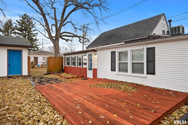 1223 S 8TH Street, Pekin, IL 61554