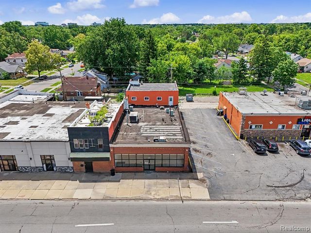 19323 W Warren Avenue, Detroit, MI 48228