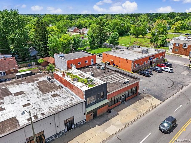 19323 W Warren Avenue, Detroit, MI 48228