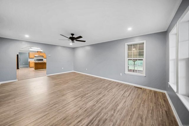 790 Black Jack Rd, Ward, AR 72176