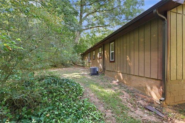 10140 Morris Drive SW, Covington, GA 30014
