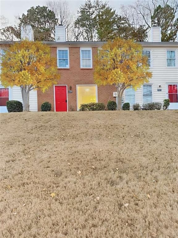 223 High Creek Drive, Roswell, GA 30076