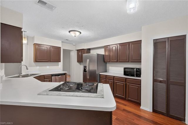 17565 Lee RD, Fort Myers, FL 33967
