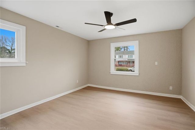 452 Bethune DR, Virginia Beach, VA 23452