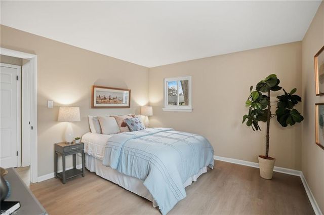 452 Bethune DR, Virginia Beach, VA 23452