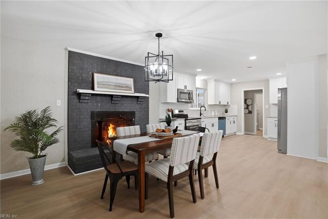 452 Bethune DR, Virginia Beach, VA 23452