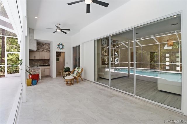 21 Fiddlewood Court, Homosassa, FL 34446