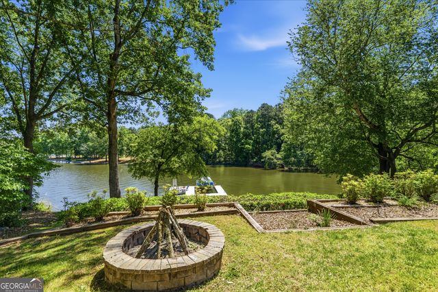 118 Hickory Point, Buckhead, GA 30625