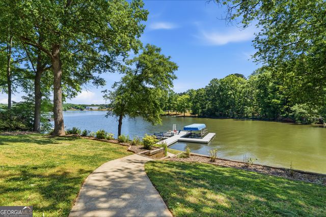 118 Hickory Point, Buckhead, GA 30625