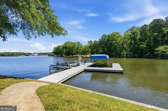 118 Hickory Point, Buckhead, GA 30625