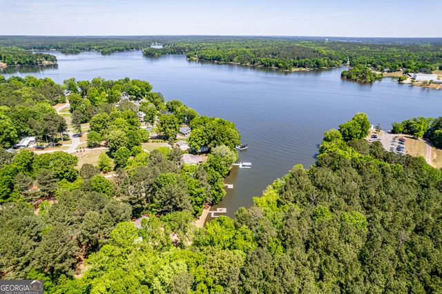 118 Hickory Point, Buckhead, GA 30625