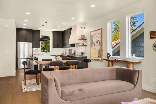 2836 NW 73rd Street, Seattle, WA 98117