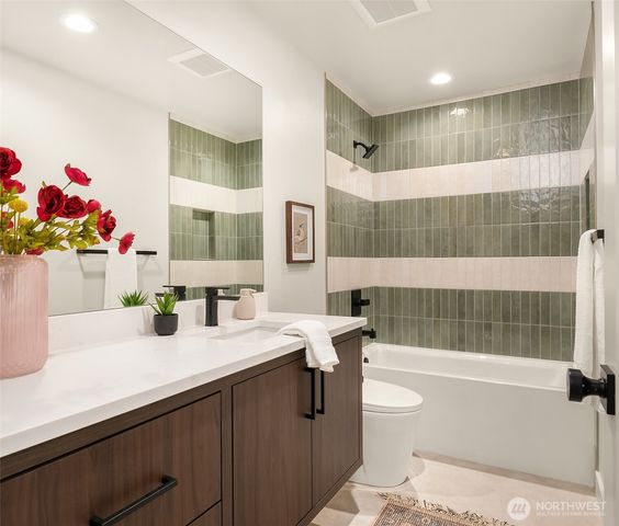 2836 NW 73rd Street, Seattle, WA 98117