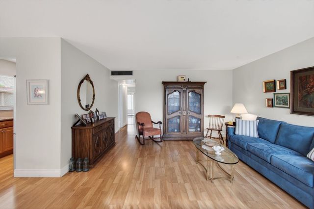 316 Seville N, Delray Beach, FL 33446