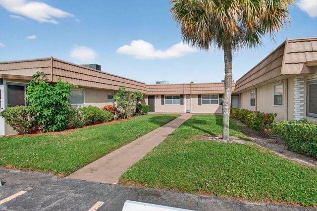 316 Seville N, Delray Beach, FL 33446