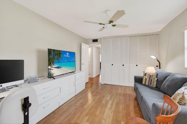 316 Seville N, Delray Beach, FL 33446