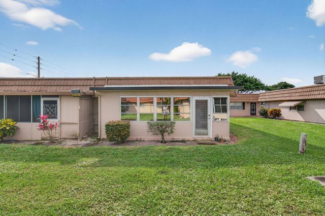 316 Seville N, Delray Beach, FL 33446