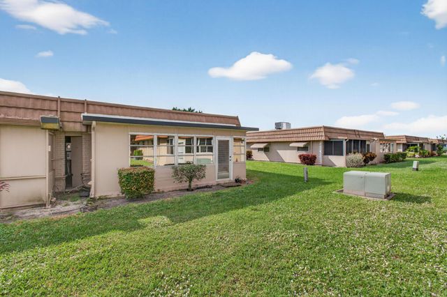 316 Seville N, Delray Beach, FL 33446