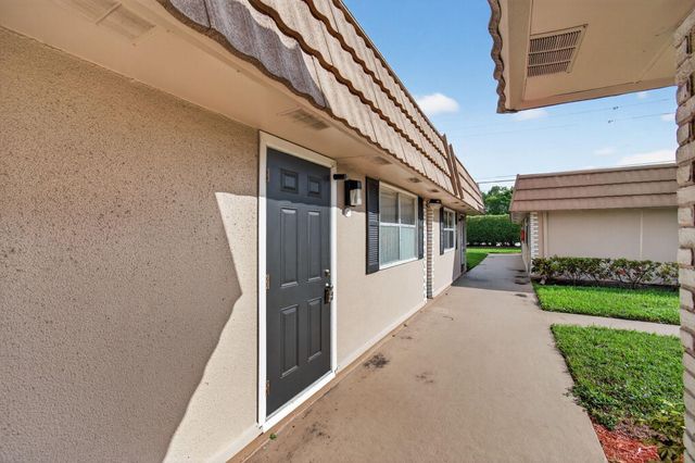 316 Seville N, Delray Beach, FL 33446