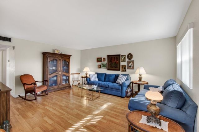 316 Seville N, Delray Beach, FL 33446