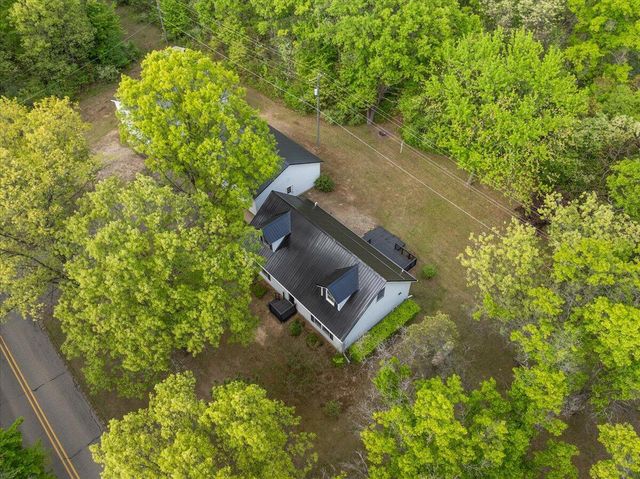 1710 215th Avenue, Morley, MI 49336