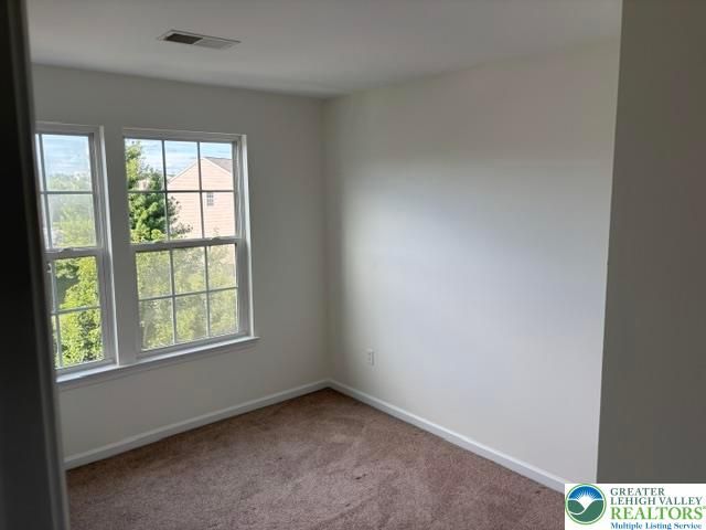 1096 Sparrow Way, Upper Macungie Twp, PA 18031