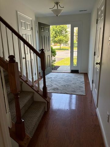 1096 Sparrow Way, Upper Macungie Twp, PA 18031