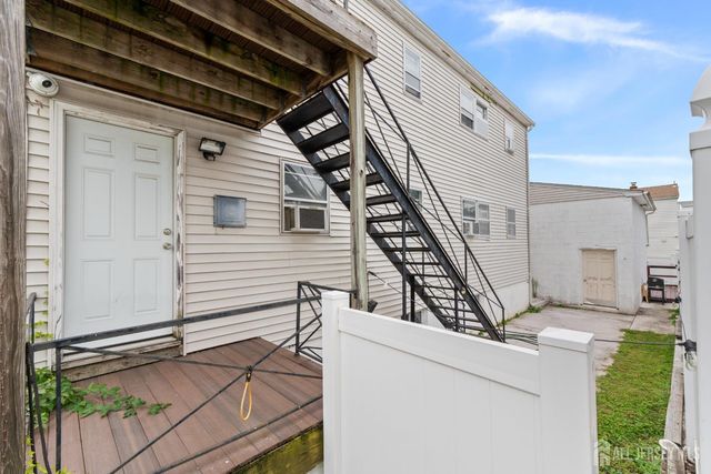 43 Orchard Street, Carteret, NJ 07008
