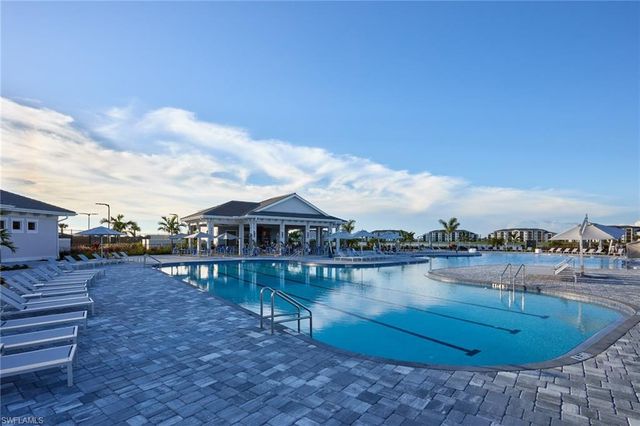 5527 DOUBLE EAGLE CIR 3828, Ave Maria, FL 34142