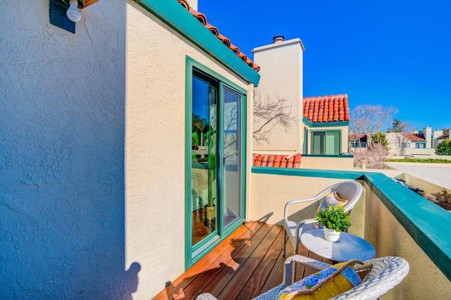 2271 Armada Way, San Mateo, CA 94404