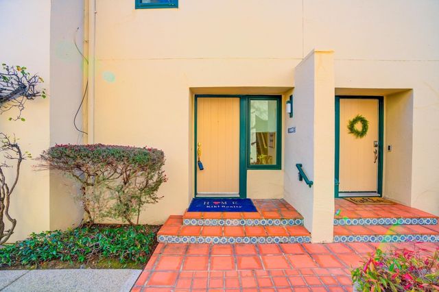 2271 Armada Way, San Mateo, CA 94404
