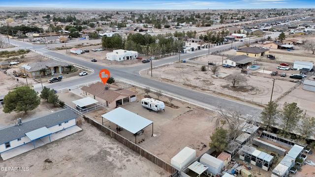 11701 FLOR DEL RIO Street, Socorro, TX 79927