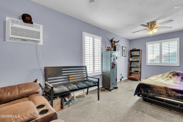 11701 FLOR DEL RIO Street, Socorro, TX 79927