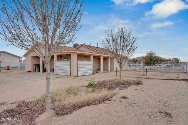 11701 FLOR DEL RIO Street, Socorro, TX 79927