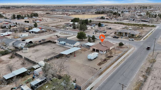11701 FLOR DEL RIO Street, Socorro, TX 79927