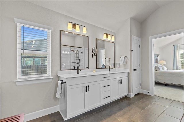 107 Freeman Day DR, Bastrop, TX 78602