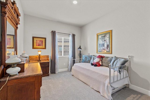 107 Freeman Day DR, Bastrop, TX 78602