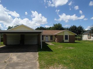 2226 Hawk Meadows Drive, Pearland, TX 77581