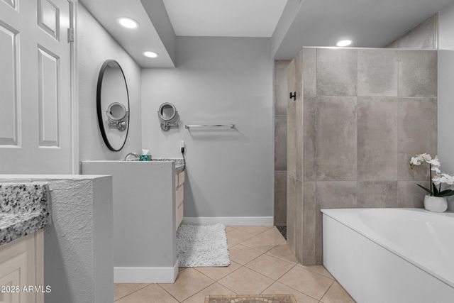 25821 S HOLLYGREEN Drive, Sun Lakes, AZ 85248