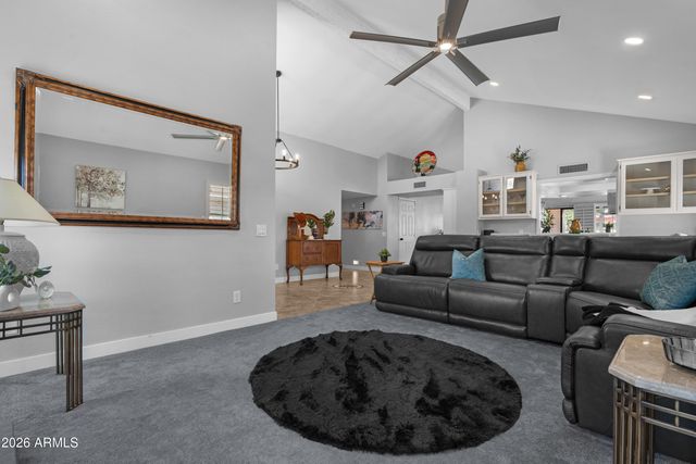 25821 S HOLLYGREEN Drive, Sun Lakes, AZ 85248