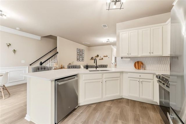 262 Valley Crossing, Canton, GA 30114