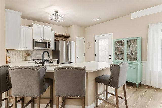 262 Valley Crossing, Canton, GA 30114